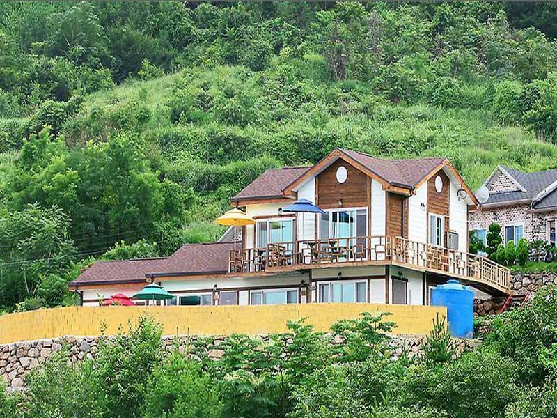 Hanuri Pension Namhae Esterno foto